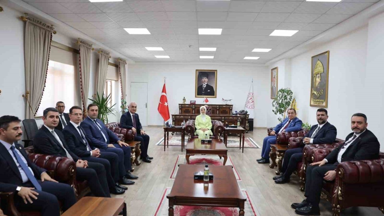 Bakan Göktaş: "Şehitlerimizin emanetine sahip çıkmak en büyük sorumluluğumuz"