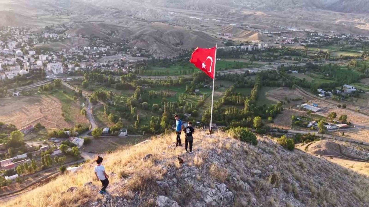Duygulandıran bayrak sevdası