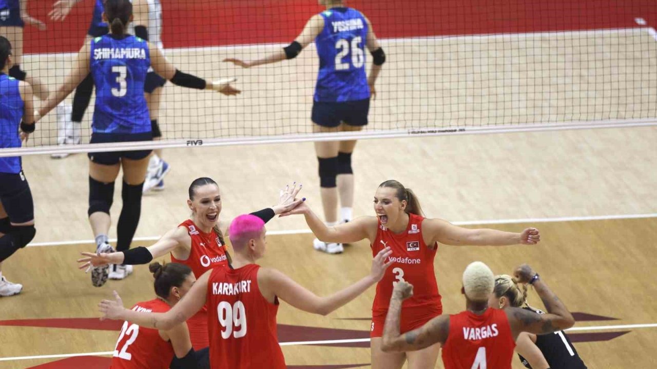 A Milli Kadın Voleybol Takımı, Dünya Şampiyonası’nda ilk kez finalde