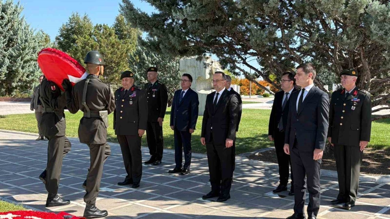 Cemal Gürsel mezarı başında anıldı