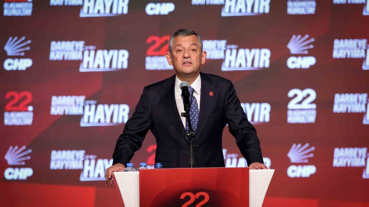 CHP Genel Başkanı Özel: "47 yıl sonra birinci parti olduk"
