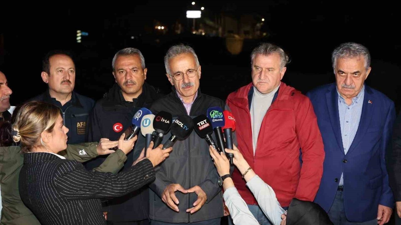 AFAD: "Gök gürültülü sağanak yağış nedeniyle yarın, Rize, Giresun, Trabzon ve Artvin illerimize turuncu uyarı verilmiştir"