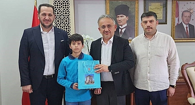 Ortaokul öğrencisi Abdulhamit Yılmaz 7 ayda hafız oldu