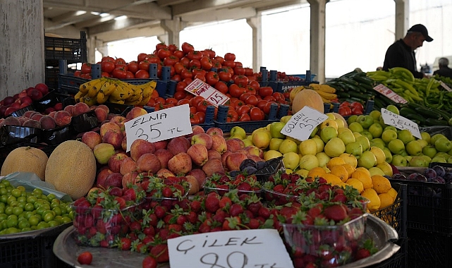 Çayın limonsuz içilmediği Bayburt'ta pazarın zam şampiyonu limon oldu