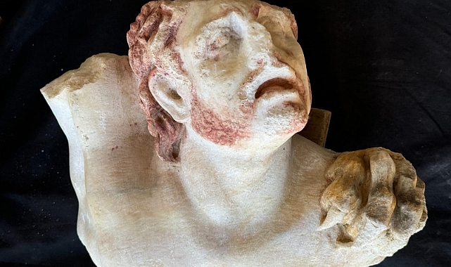 Sahne restorasyonu çalışmalarında Hellenistik Döneme ait 'Skylla Grubu' heykelleri keşfedildi