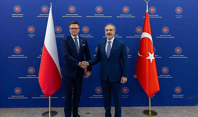 Bakan Fidan, Polonya Meclis Başkanı Holownia ile görüştü