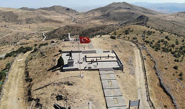Büyük Taarruz kutlamalarına bu yıl 30 bin kişi katıldı