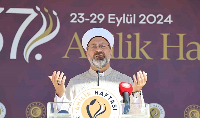 Diyanet İşleri Başkanı Erbaş: "Kur'an-ı Kerim'de 255 ayette yardımlaşma geçer"