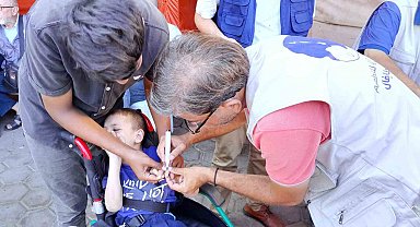 Gazze'de çocuk felci aşı kampanyası üçüncü gününde devam ediyor