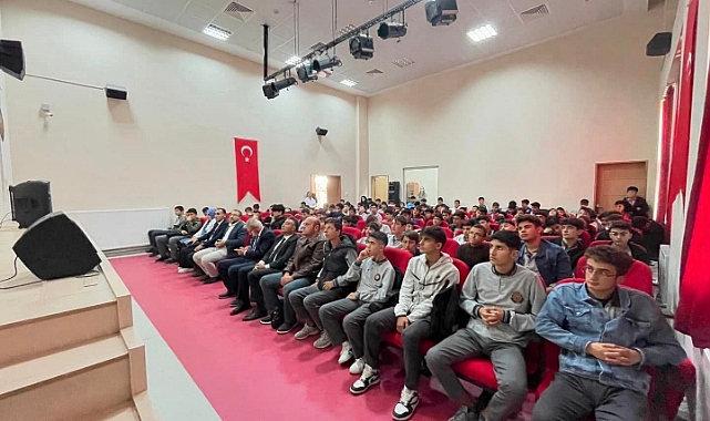Öğrencilere 'Şeker Tüketimi ve Diyabet' eğitimi