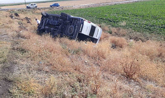 Öğretmen servisi şarampole devrildi: 10 yaralı
