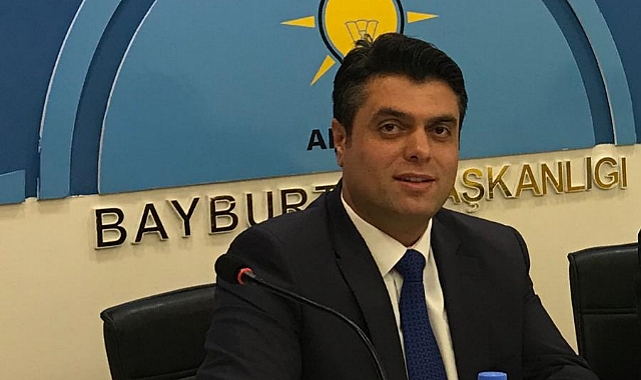 AK Parti'de o isim görevinden ayrıldı!
