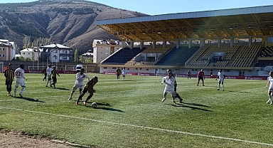 Bayburt kaçırdı, maç uzatmaya gitti