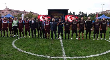 Trabzon'da "Efsanelerle yeniden" futbol turnuvası