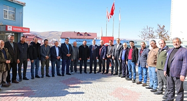 Çiftçilere sıvat dağıtıldı