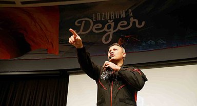 Gezeravcı: "Uzaya yolculuğumuz bir hikayenin başlangıç noktasıydı, bir yere varış hikayesi değil"