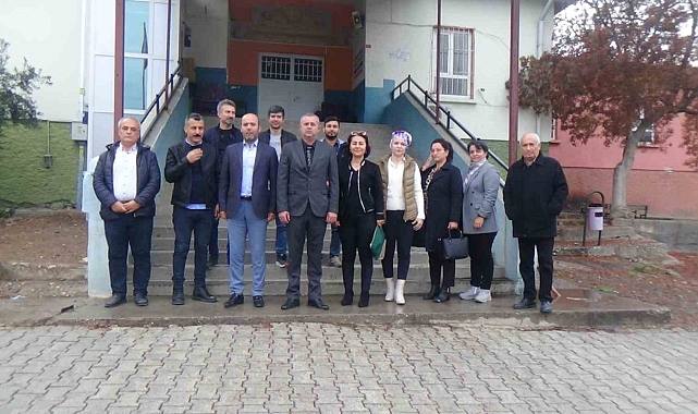 Öğretmen Yaşar Kemal, öğretmenlik yaptığı okulda anıldı