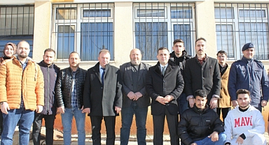 60 öğrenciye bot ve mont hediye edildi