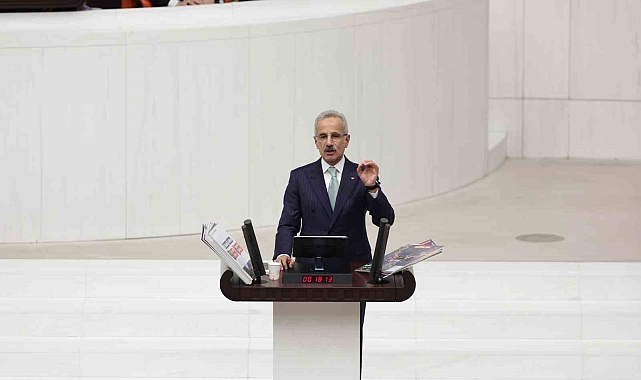 Bakan Uraloğlu: "Çocuklarımızı korumak için yasal düzenleme yapma ihtiyacı artık zorunlu hale gelmiştir"