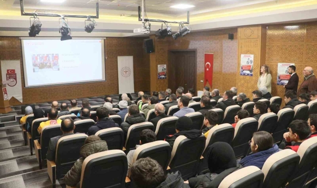 Bayburt'ta 'Yaşama Yol Ver' konulu tanıtım toplantısı yapıldı