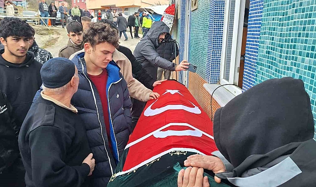 Çığ felaketinde hayatını kaybeden milli sporcu Emre Yazgan'a memleketi Trabzon'da son veda