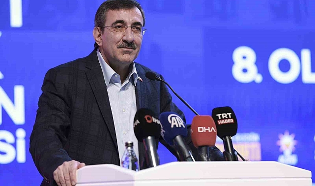 Cumhurbaşkanı Yardımcısı Yılmaz: "Türkiye olarak Suriye'deki gelişmeleri yakından takip ediyoruz"