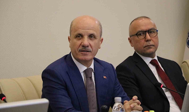 YÖK Başkanı Özvar: "Dünyada yeşil kampüsler üzerine yapılan bir sıralamada Türk üniversiteleri ciddi bir başarı elde etti"