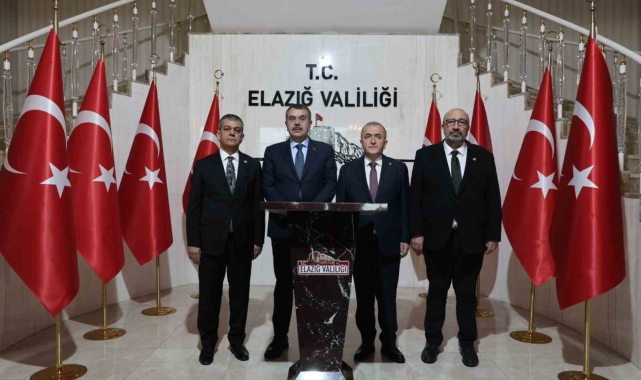 Milli Eğitim Bakanı Tekin Elazığ'da