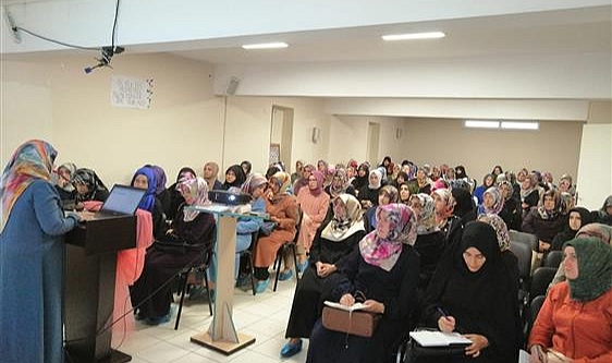 Müftülük kadınlara yönelik eğitimler başlatıyor