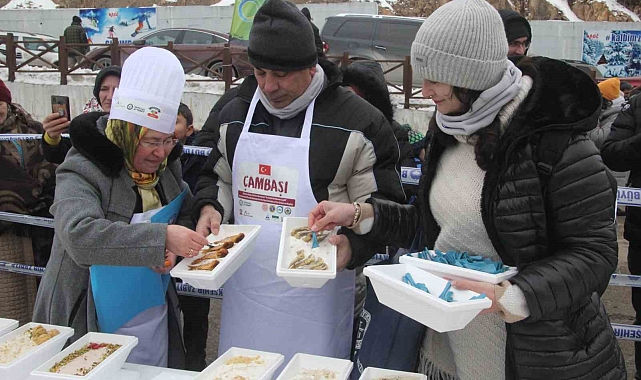 Ordu'da bin 301 çeşit dondurma ile 'Guinness' rekoru kırıldı
