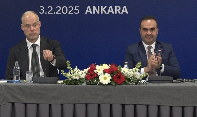 Bakan Kacır: "Ar-Ge, yatırım ve tedarik planlamaları ve nitelikli insan kaynağı yatırımları, Türk savunma sanayiini küresel ölçekte devler ligine taşıdı"