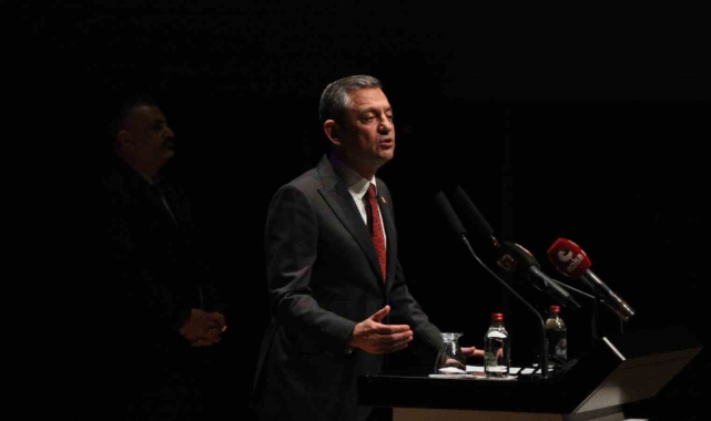 CHP Lideri Özel: "Engelliler Bakanlığı kurulacak ve başında engelli bakan olacak"