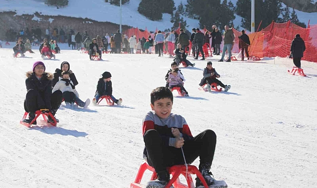 Ergan Kayak Merkezinde hafta sonu yoğunluğu