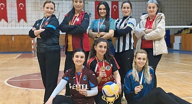 Bayburt'un kadın polisleri şampiyon...