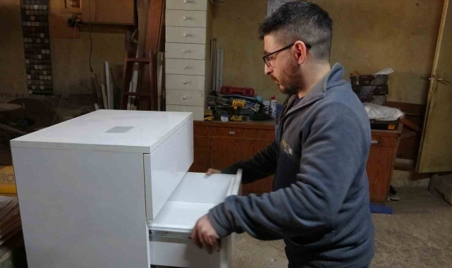 Birikimini evinde saklayan 'o'nu arayıp buluyor