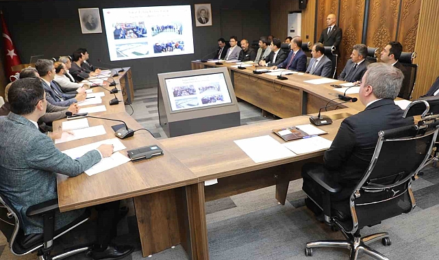 "Erzincan Toplu Sera Bölgesi Projesi" kapsamında toplantı düzenlendi
