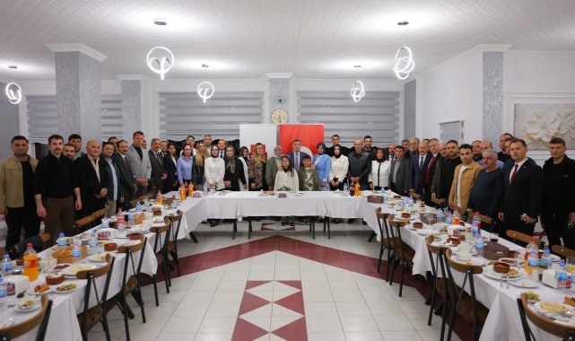 Vali Eldivan'dan Valilik personeline iftar