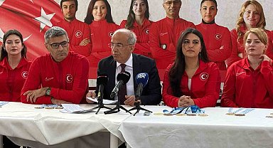 Yusuf Dikeç: "Yalnız olduğum yıllara baktığım zaman şimdi kendimi daha güçlü hissediyorum"