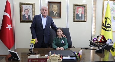 23 Nisan Başkanı Dilara Aysima Başarır oldu