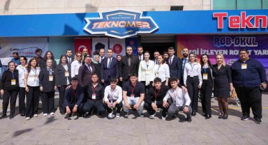 Robot yarışmasında ödüller sahiplerini buldu