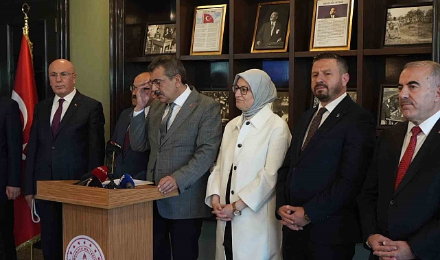 Bakan Tekin: "Balıkesir'de 22 yılda 17 milyar TL'lik yatırım yaptık"