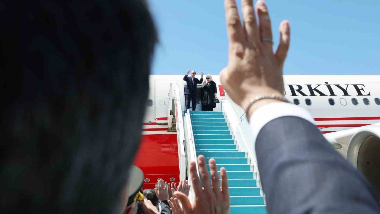 Cumhurbaşkanı Erdoğan,  NATO zirvesine katılmak üzere Lahey’e gitti