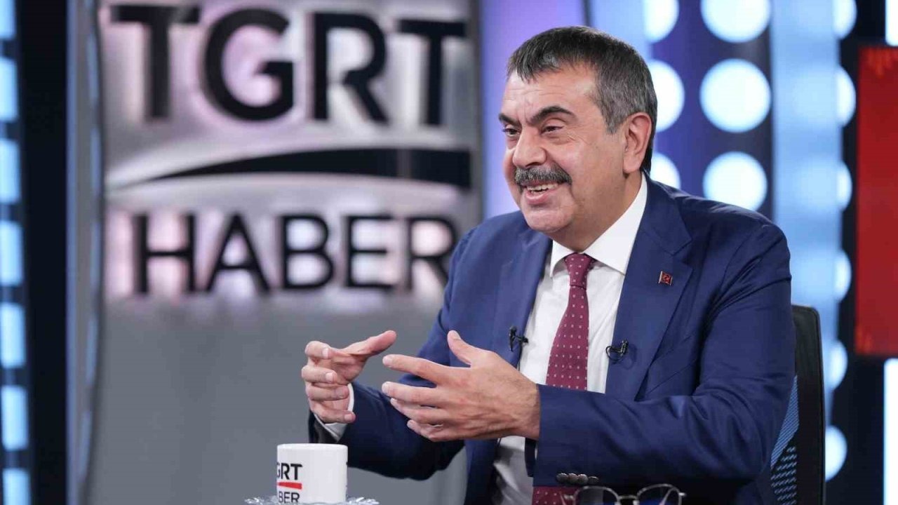 Bakan Tekin: "(LGS) Sınavın güvenliğini riske edecek hiçbir durum söz konusu değil"
