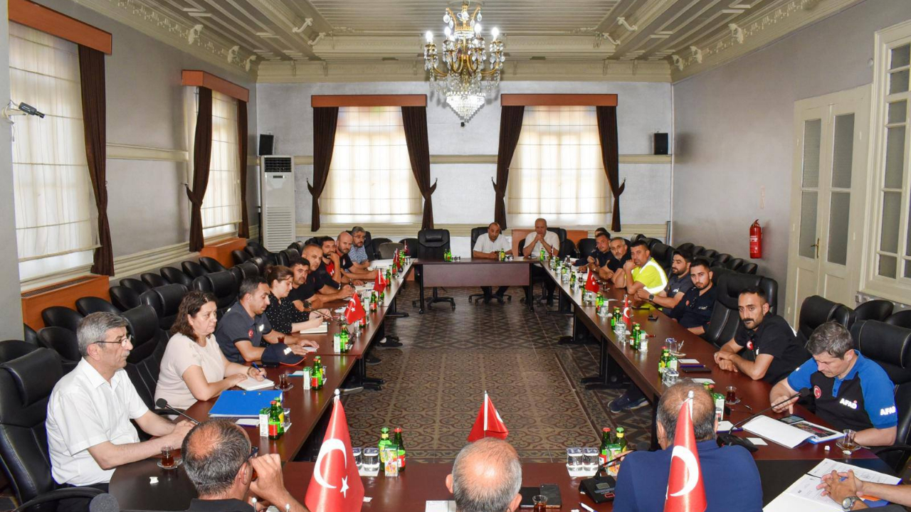 Bayburt AFAD heyeti, İstanbul depremine hazırlık toplantısına katıldı