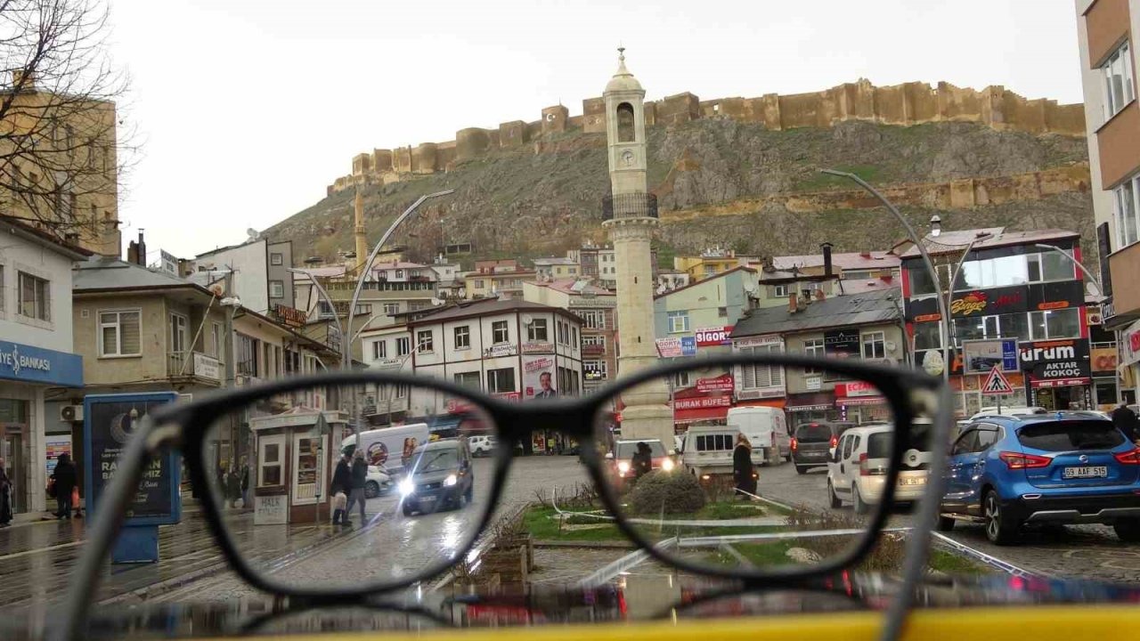 Bayburt’ta gök gürültülü sağanak yağış bekleniyor