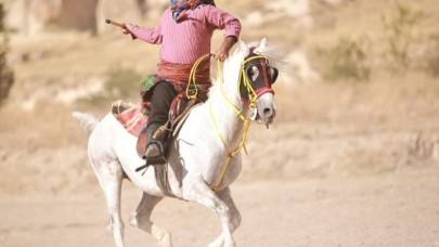 Türk’ün atla yazdığı tarih canlandı