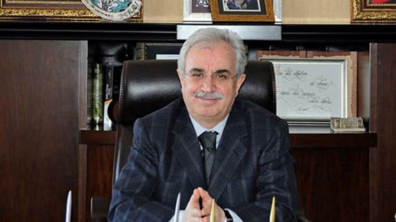 Prof. Dr. Muammer Yaylalı kalbine yenik düştü