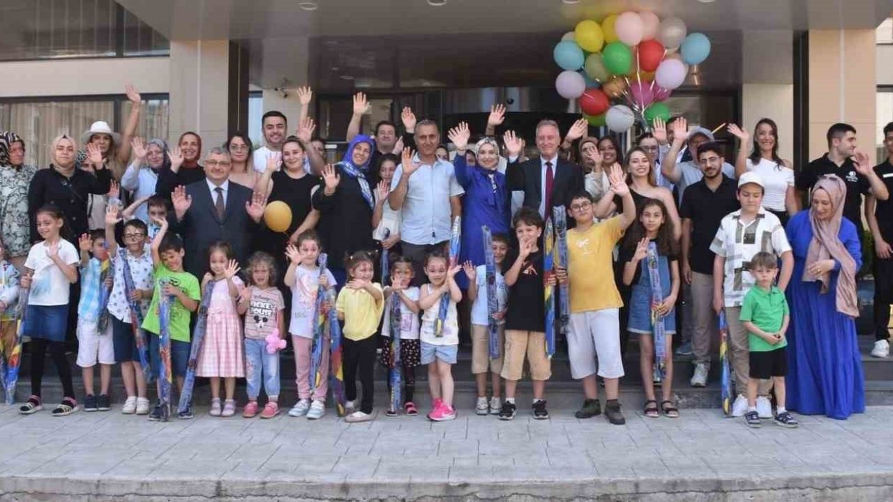 Kanser tedavisini başarıyla tamamlayan çocuklara moral yemeği