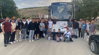 Bayburtlu öğrenciler Çanakkale’ye uğurlandı