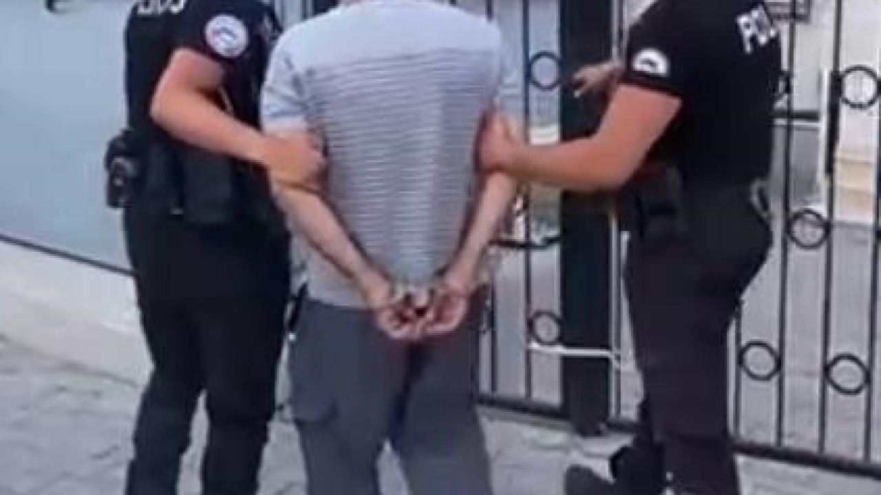 İzmir’de 25 yılla aranan hırsız yakalandı